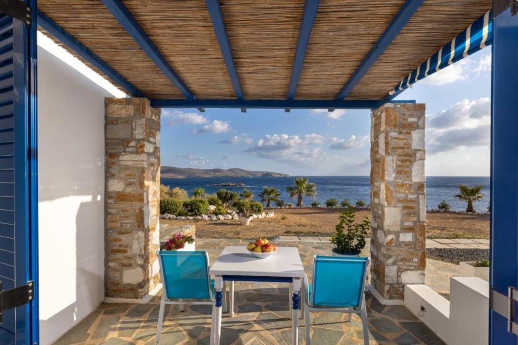 Sea View Studios Финикас Экстерьер фото
