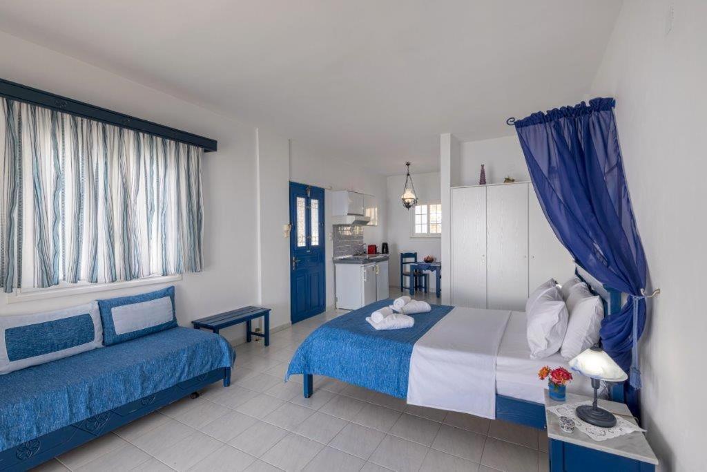 Sea View Studios Финикас Экстерьер фото