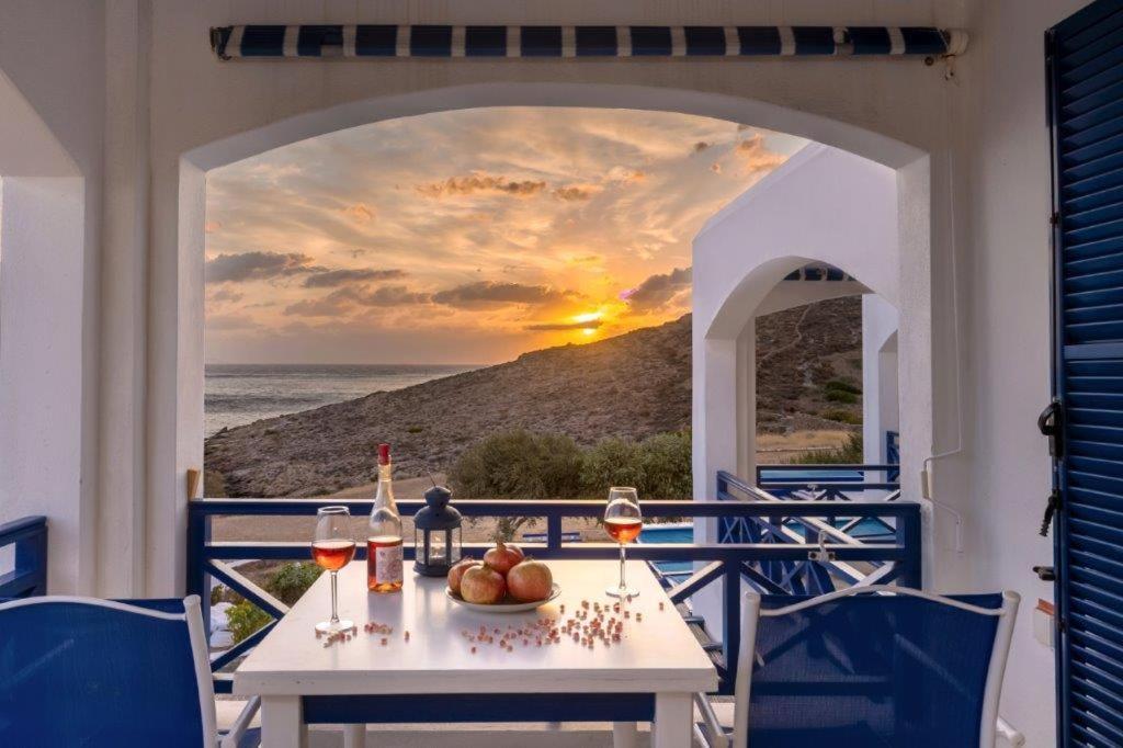 Sea View Studios Финикас Экстерьер фото