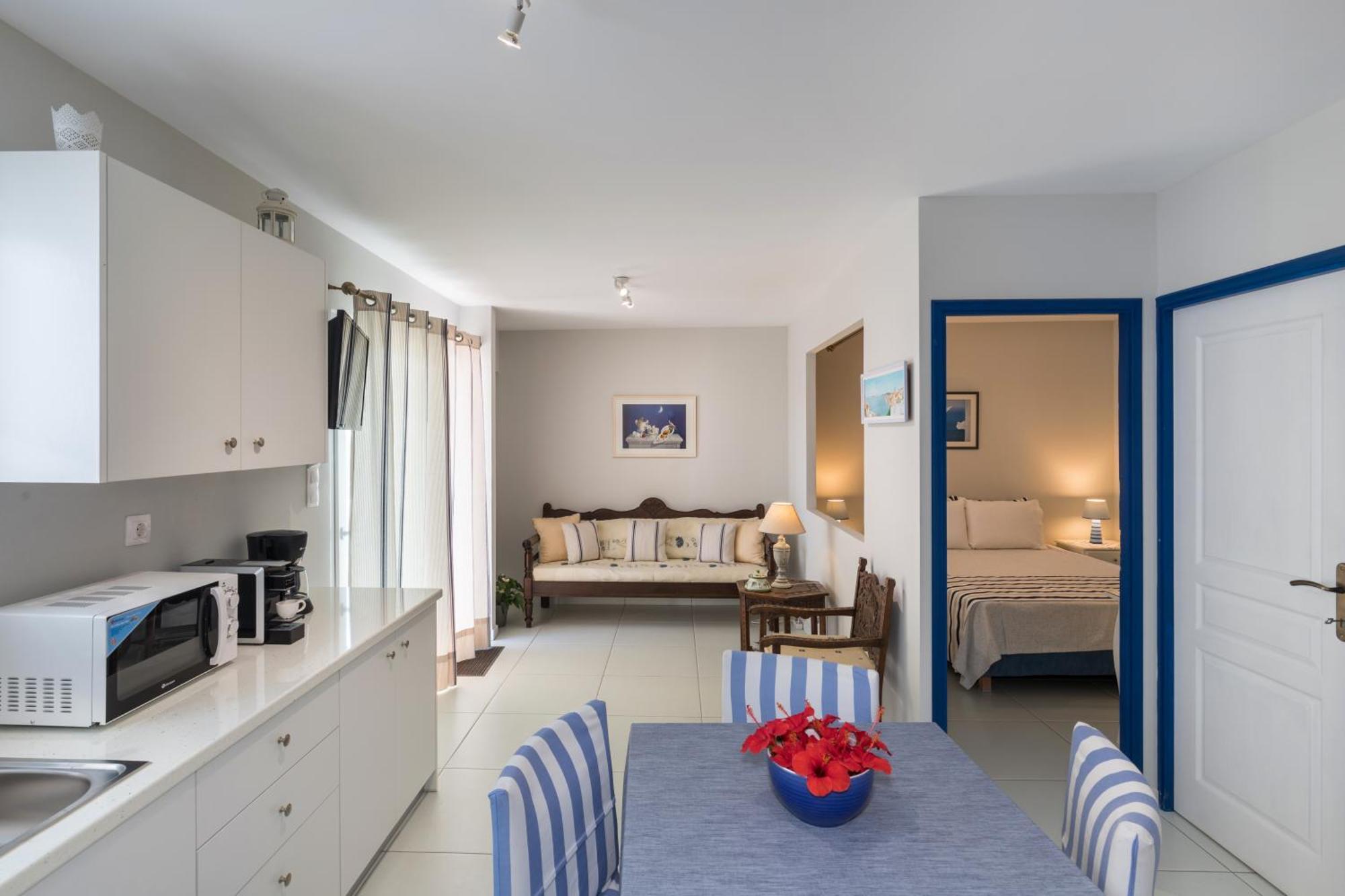 Sea View Studios Финикас Экстерьер фото